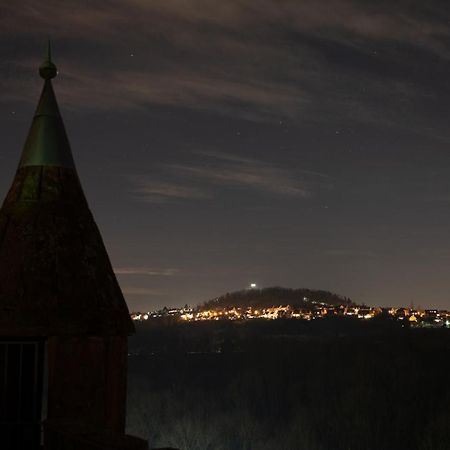 Schlosshotel Hoefingen Леонберг Экстерьер фото